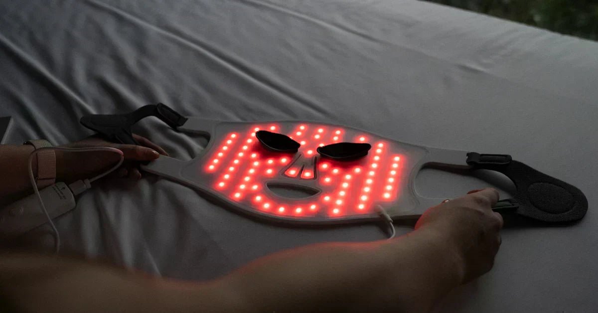 Máscara de luz roja: Por qué tu piel necesita algo más que una crema - Wellbeinn