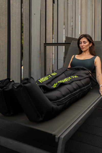 Presoterapia Highfly Pro + Panel Red Light | Pack Pro - Recovery - Wellbeinn